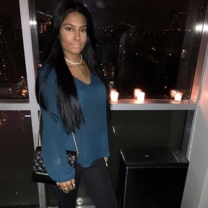 Meet your Posher, Laura